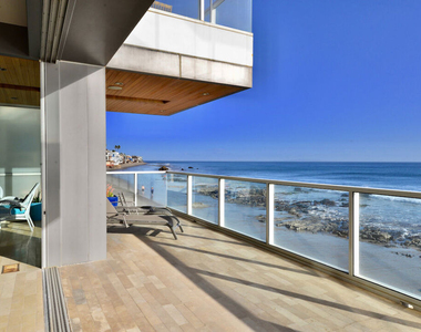 24826 Malibu Road - Photo Thumbnail 38