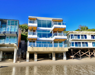 24826 Malibu Road - Photo Thumbnail 4
