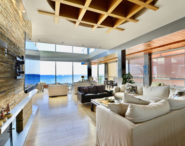 24826 Malibu Road - Photo Thumbnail 7