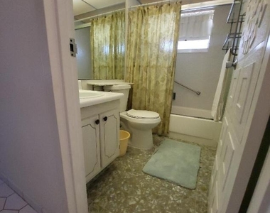 141 Saxony C Terrace - Photo Thumbnail 8