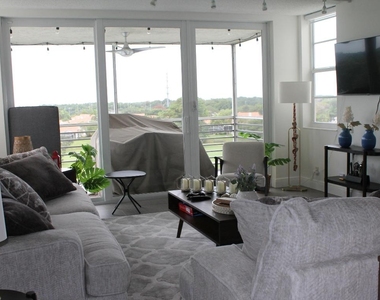 3507 Oaks Way - Photo Thumbnail 12