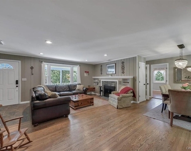 13 Split Rock Road - Photo Thumbnail 5