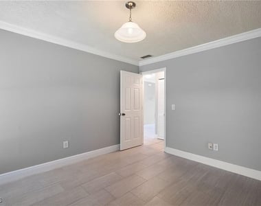 7012 Constitution Boulevard - Photo Thumbnail 9