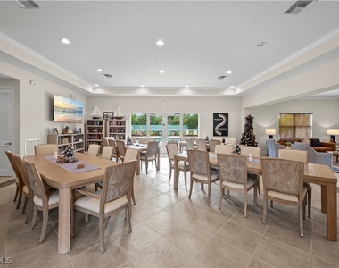 11021 Gulf Reflections Drive - Photo Thumbnail 2