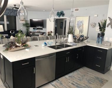 11021 Gulf Reflections Drive - Photo Thumbnail 21