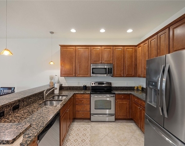9134 Chula Vista Street - Photo Thumbnail 5