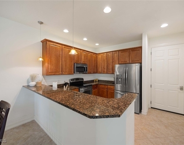 9134 Chula Vista Street - Photo Thumbnail 4
