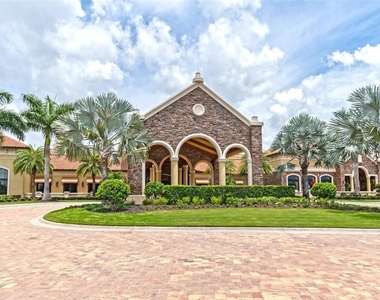 9485 Casoria Court - Photo Thumbnail 32