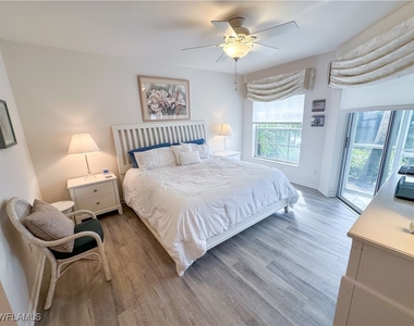 4240 Lake Forest Drive - Photo Thumbnail 13
