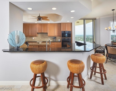 23750 Via Trevi Way - Photo Thumbnail 8