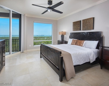 23750 Via Trevi Way - Photo Thumbnail 10