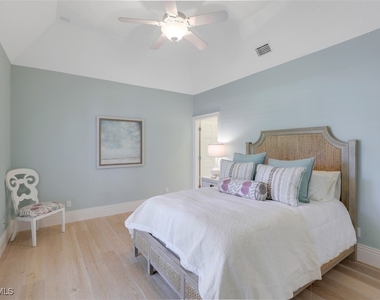154 4th Avenue N - Photo Thumbnail 29