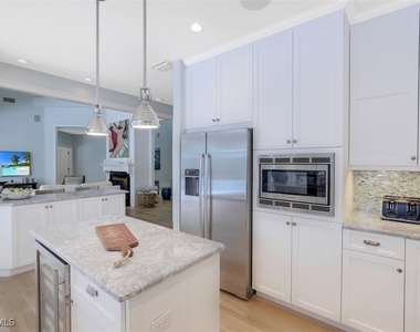 154 4th Avenue N - Photo Thumbnail 15