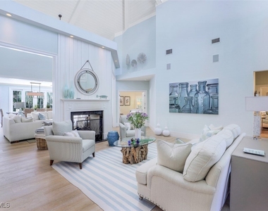 154 4th Avenue N - Photo Thumbnail 6