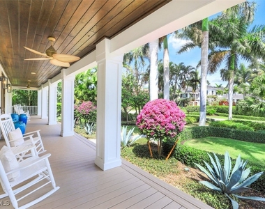 154 4th Avenue N - Photo Thumbnail 4