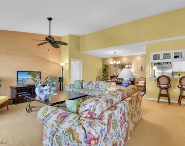 780 Willowbrook Drive - Photo Thumbnail 5
