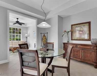 6413 Legacy Circle - Photo Thumbnail 16