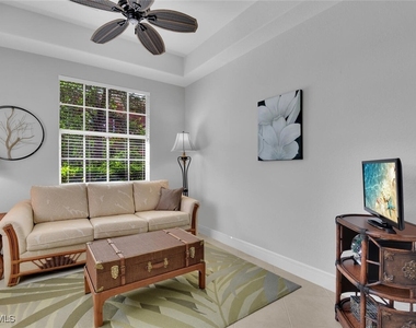6413 Legacy Circle - Photo Thumbnail 18