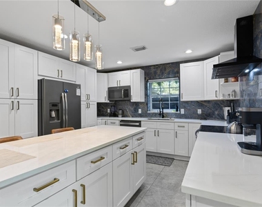 6822 S Wall Street - Photo Thumbnail 2