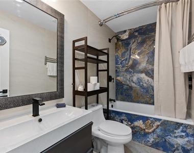 6822 S Wall Street - Photo Thumbnail 23