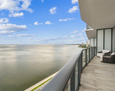3101 Bayshore Boulevard - Photo Thumbnail 36