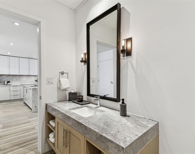 3101 Bayshore Boulevard - Photo Thumbnail 26