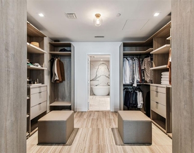 3101 Bayshore Boulevard - Photo Thumbnail 12