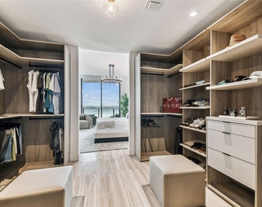 3101 Bayshore Boulevard - Photo Thumbnail 13