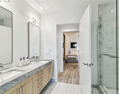 3101 Bayshore Boulevard - Photo Thumbnail 25