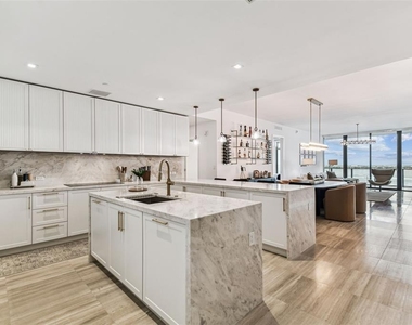 3101 Bayshore Boulevard - Photo Thumbnail 5