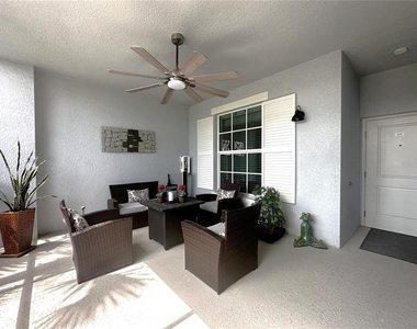 14261 Heritage Landing Boulevard - Photo Thumbnail 4