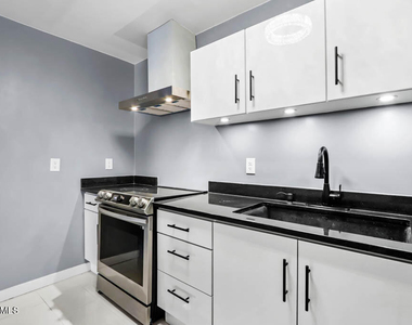 301 S El Paso Street - Photo Thumbnail 26