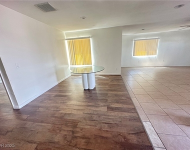501 Slayton Drive - Photo Thumbnail 9