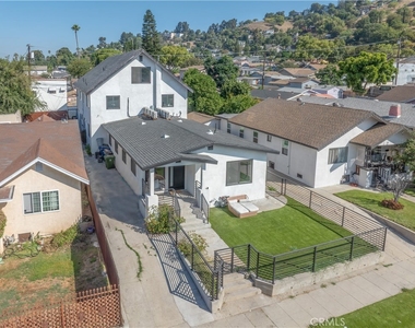 3115 Arvia Street - Photo Thumbnail 26