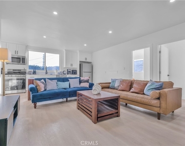 3115 Arvia Street - Photo Thumbnail 3
