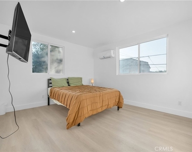 3115 Arvia Street - Photo Thumbnail 8