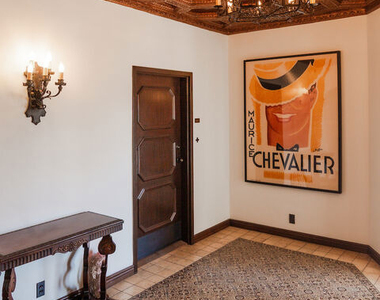 1302 Sweetzer Avenue - Photo Thumbnail 27