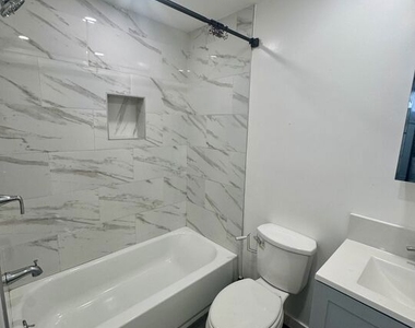 2911 W Florence Avenue - Photo Thumbnail 13