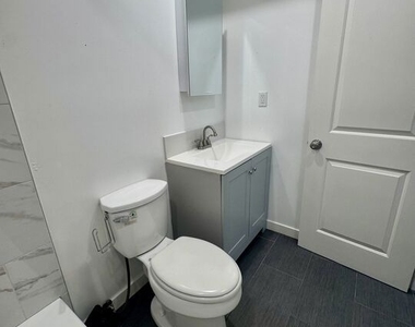 2911 W Florence Avenue - Photo Thumbnail 12