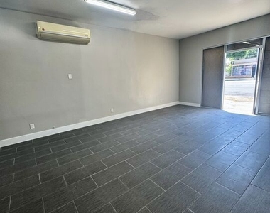 2911 W Florence Avenue - Photo Thumbnail 2