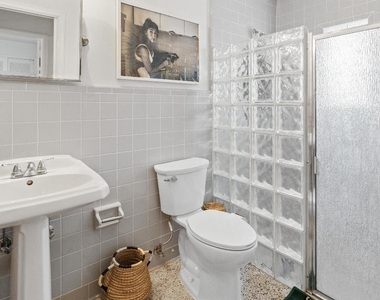 202 32nd Street - Photo Thumbnail 24