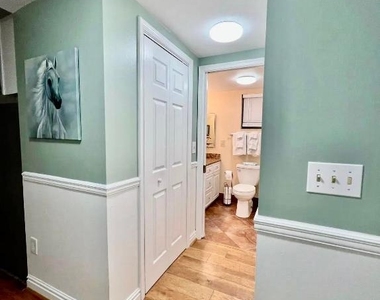 11863 Wimbledon Circle - Photo Thumbnail 4