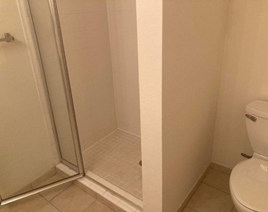 3018 Alcazar Place - Photo Thumbnail 21