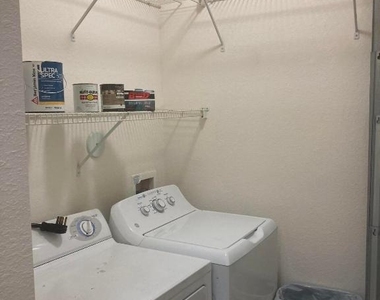 3018 Alcazar Place - Photo Thumbnail 34