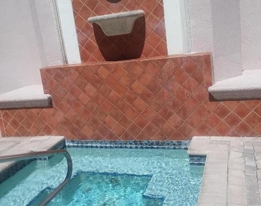 3018 Alcazar Place - Photo Thumbnail 13