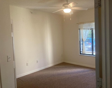 3018 Alcazar Place - Photo Thumbnail 31