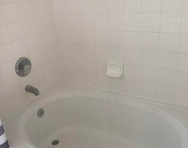 3018 Alcazar Place - Photo Thumbnail 38