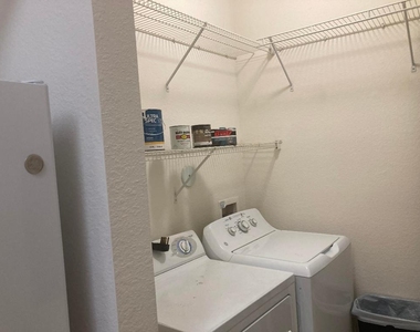 3018 Alcazar Place - Photo Thumbnail 35