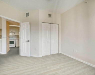 3018 Alcazar Place - Photo Thumbnail 1