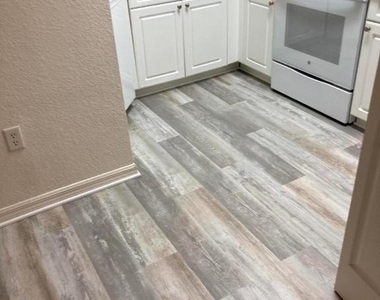 3018 Alcazar Place - Photo Thumbnail 45